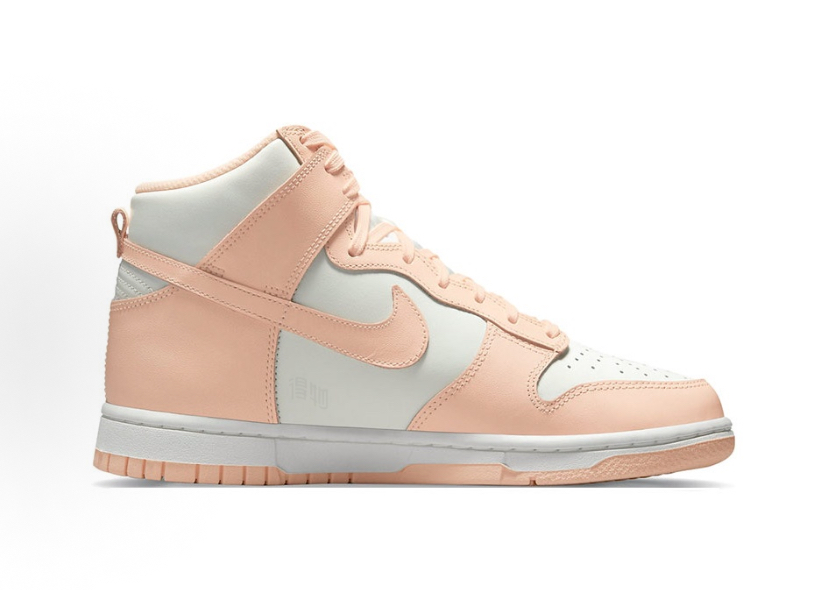 Nike Dunk "Crimson Tint" 2